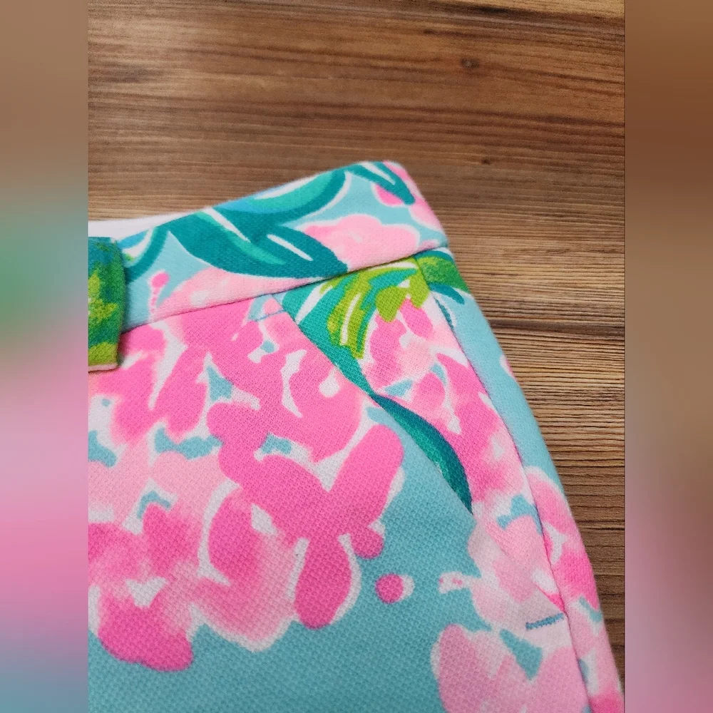 Lilly Pulitzer Callahan Knit Shorts Women's 0 in the Blue Ibiza Pineapple Shake